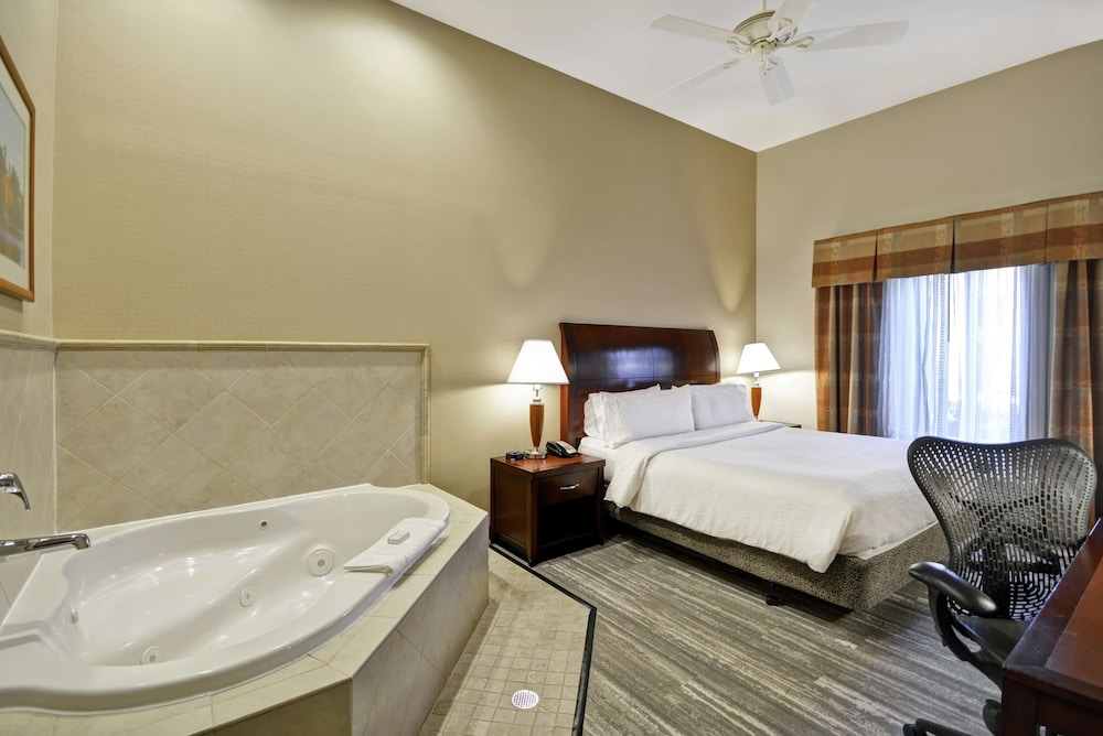 Hilton Garden Inn Riverhead 22/57