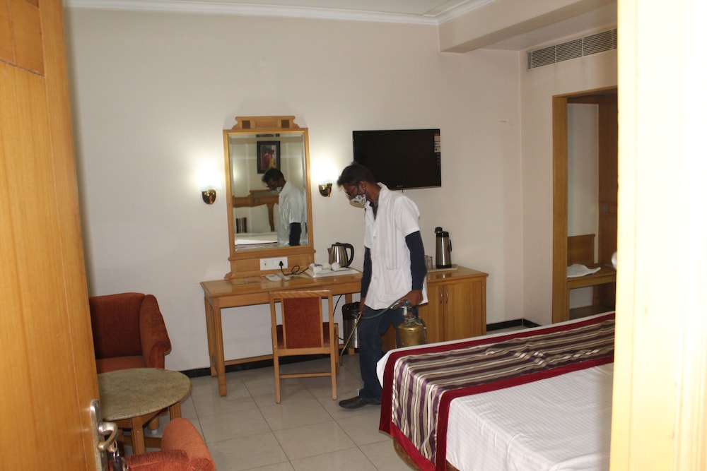 KALYAN RESIDENCY. 25/41