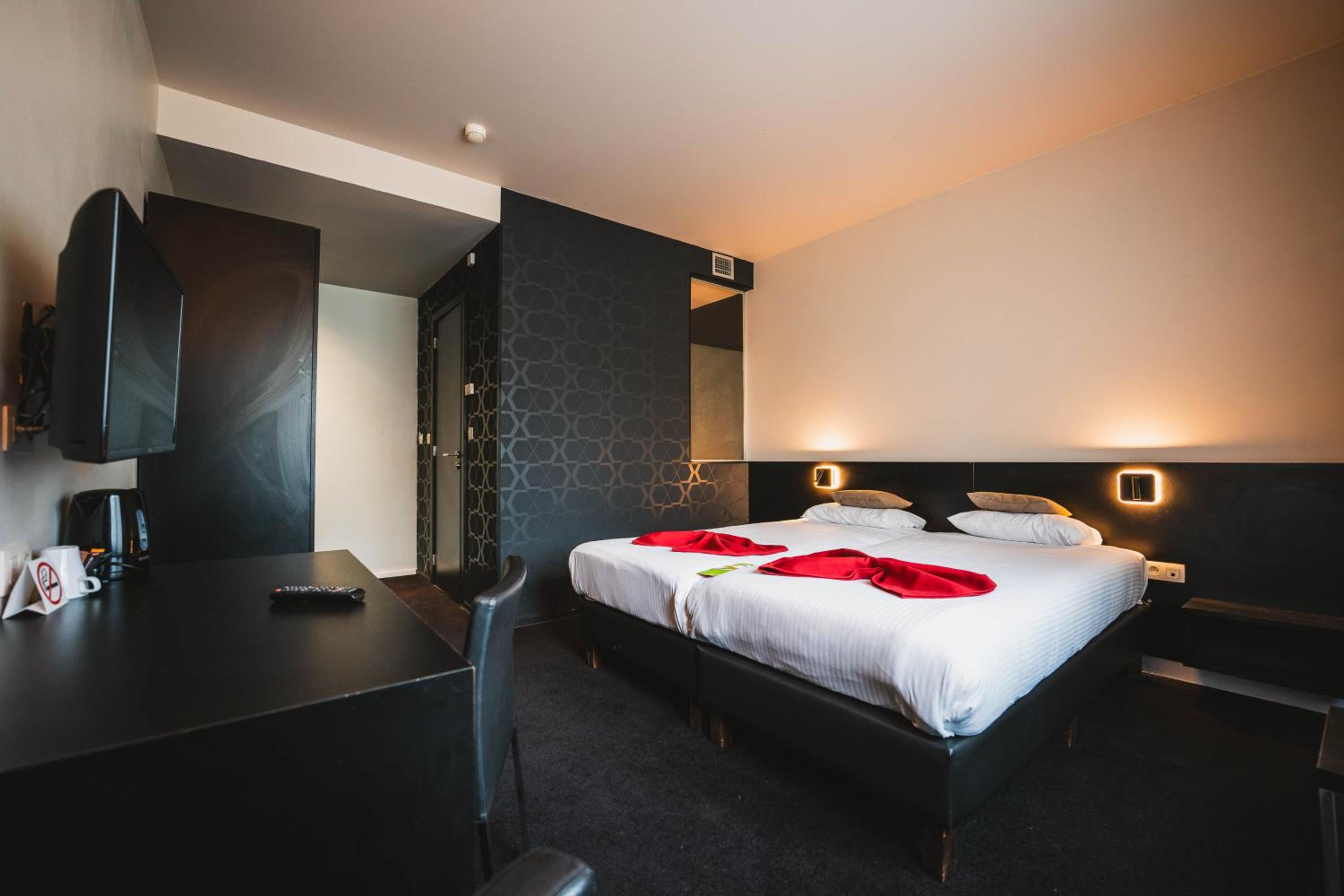 غرفة بسريرين منفصلين، Utopia Hotel 5/10