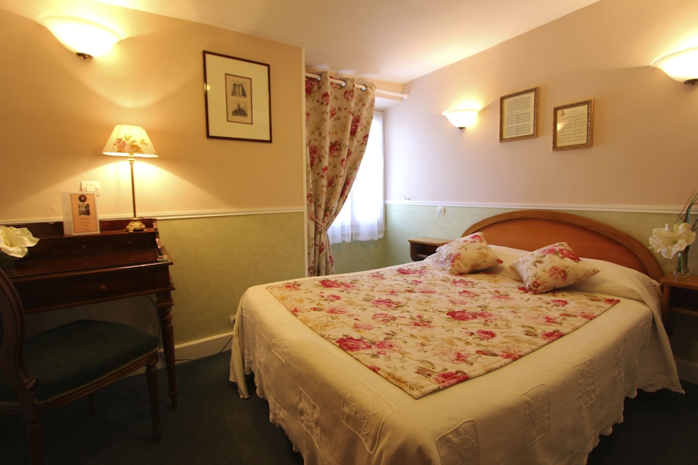 Hôtel Chopin 28/65