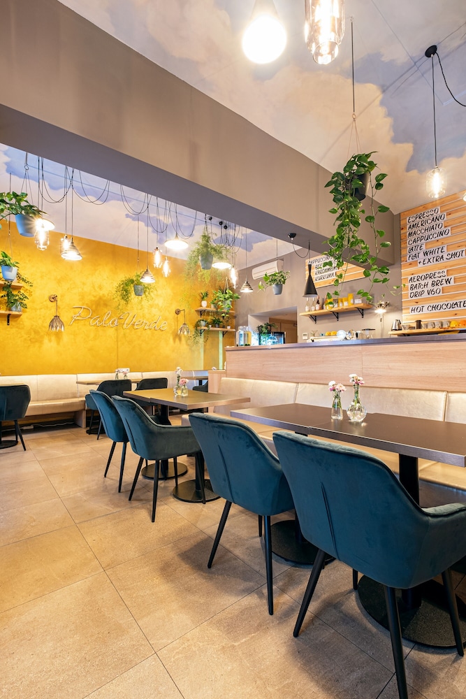 Salvator Boutique Hotel 50/57