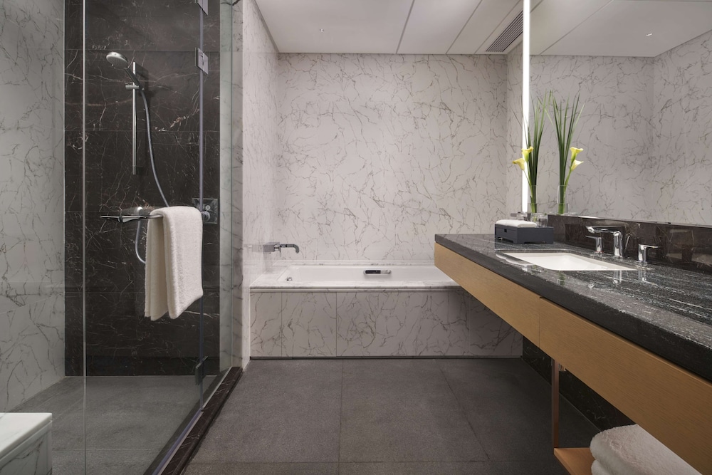 Hyatt Regency Hengqin 48/49
