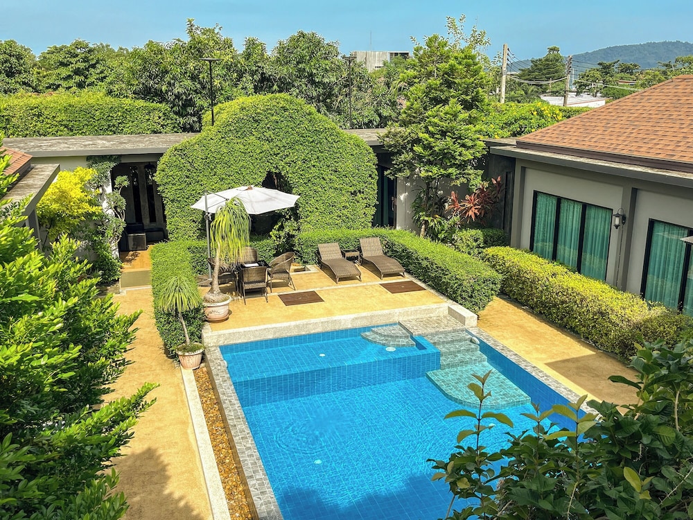 Baan Mee Phuket 38/55