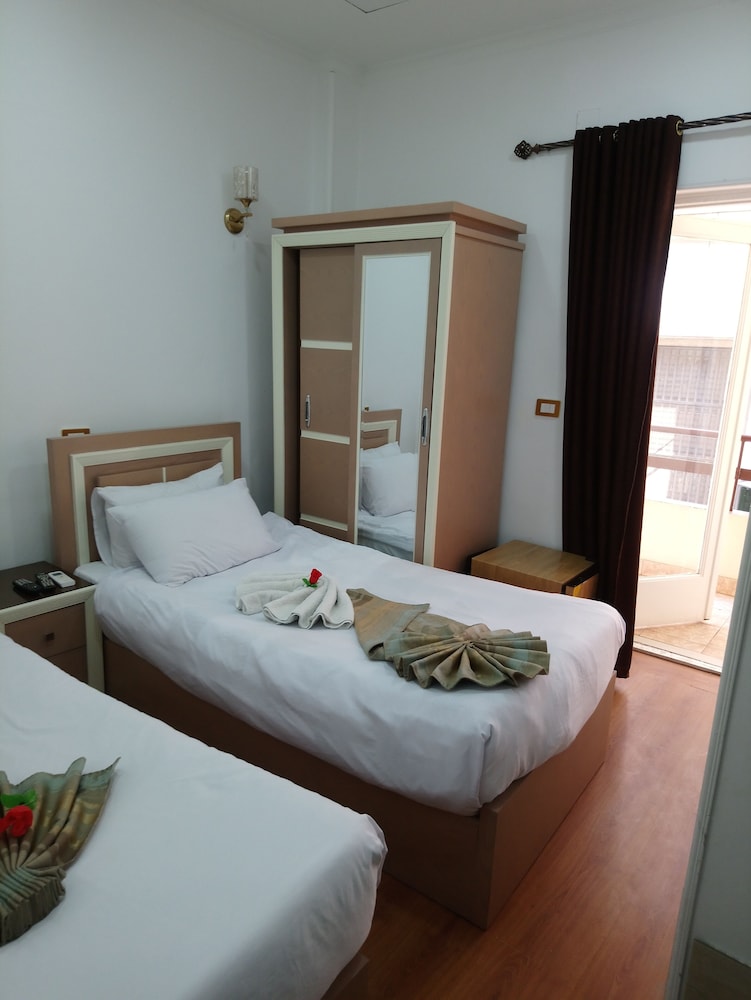 My Cairo Hotel 42/50