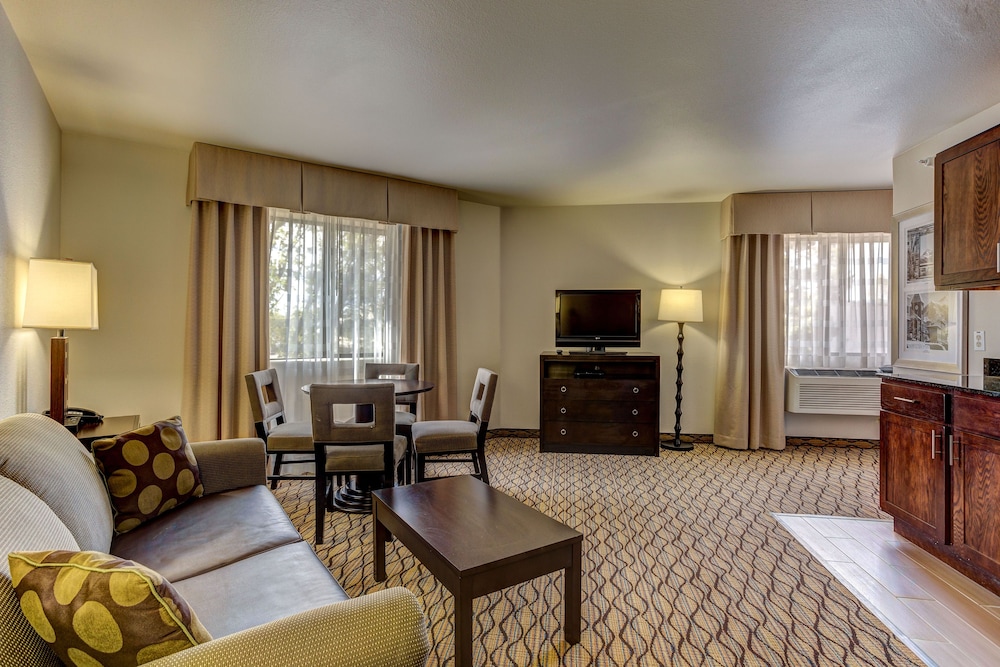 Holiday Inn Express Hotel And Suites Montrose Townsend 38/61