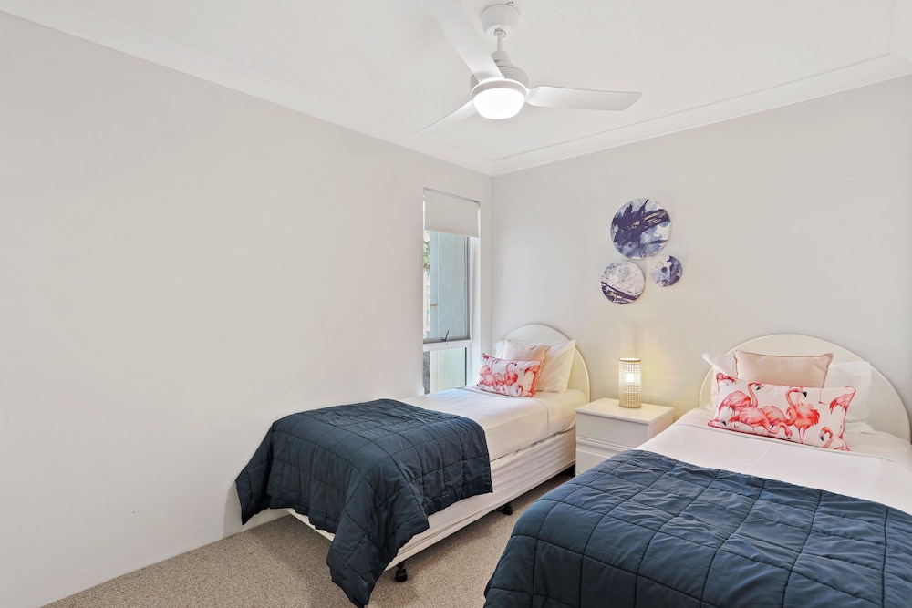 Le Beach Apartments 32/73