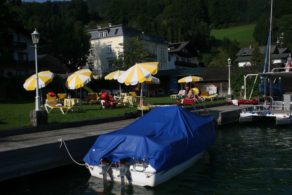 Romantik Residenz (Ferienwohnungen Hotel Im Weissen Rössl) 42/50