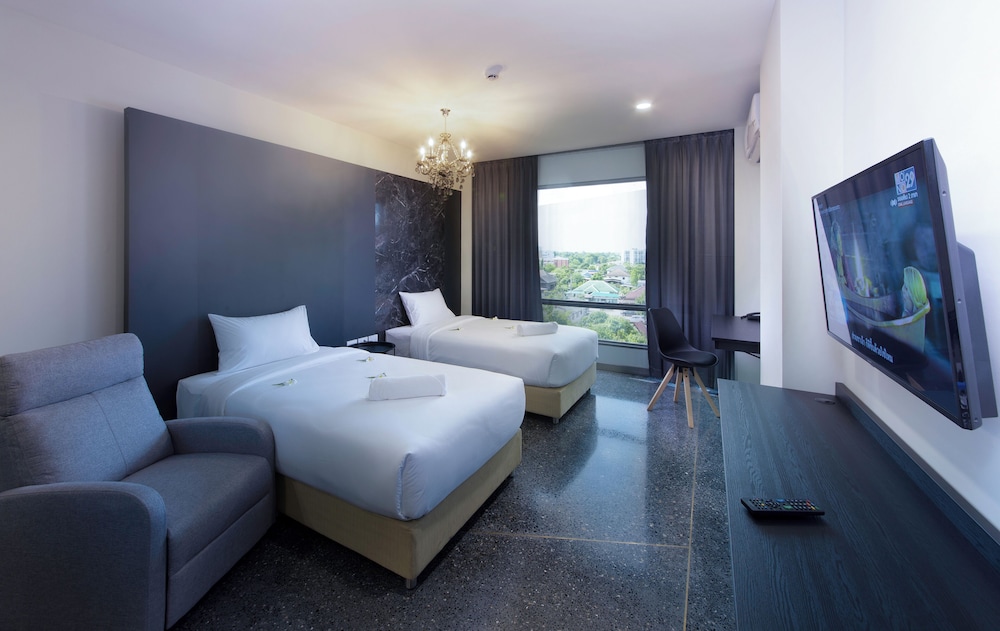 Sibtis – The Art Gallery Hotel 11/34