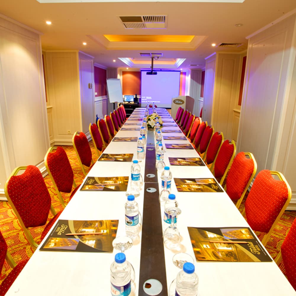 Tilia Hotel 43/50