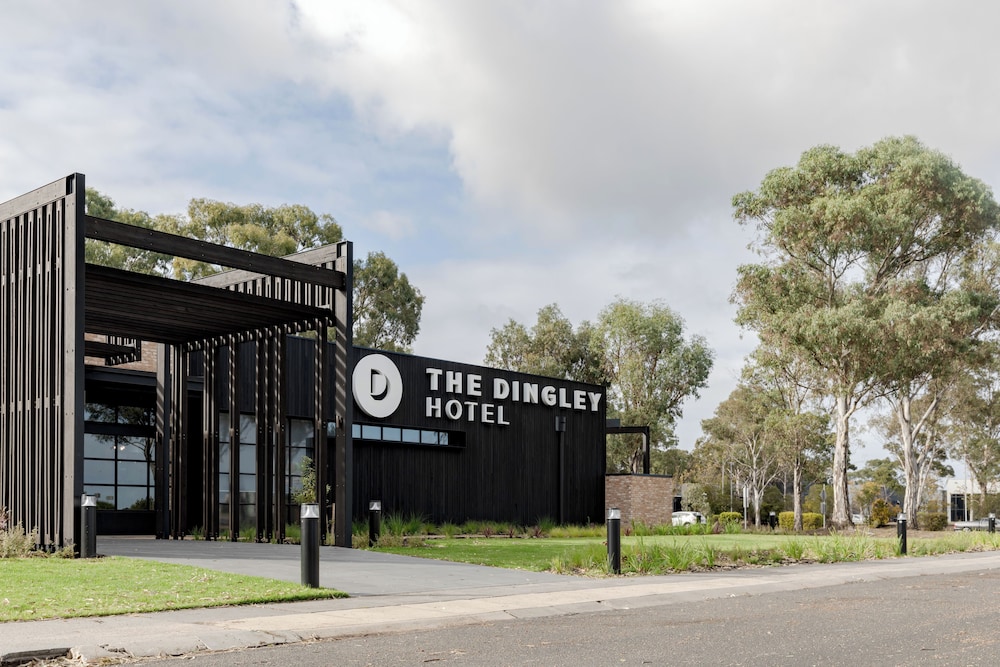The Dingley Hotel 57/61