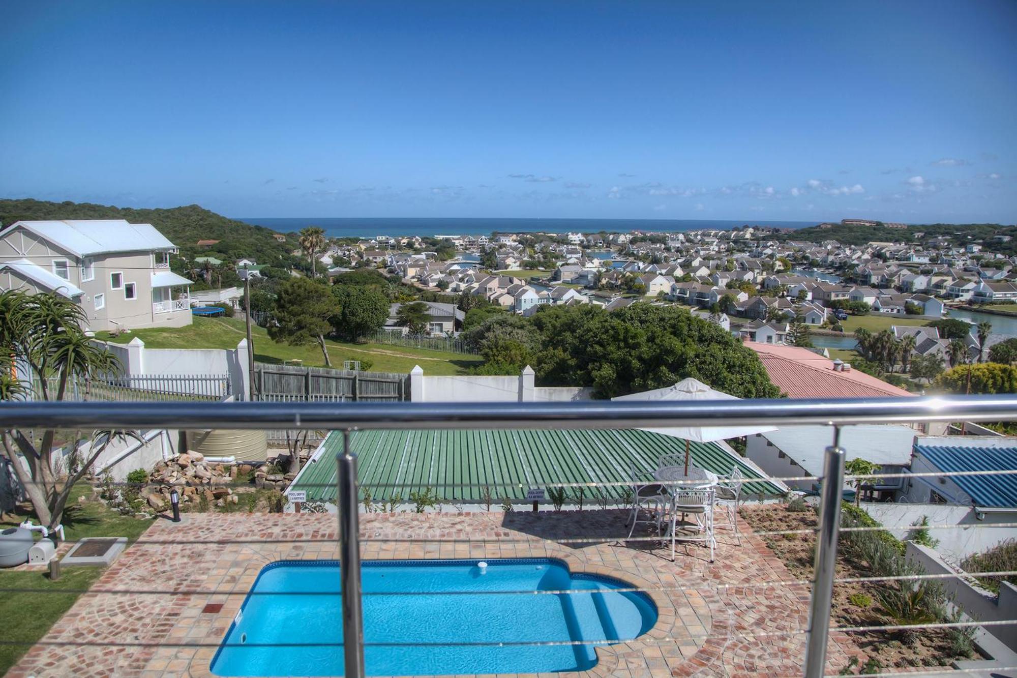 The Lookout Guest House 16/37
