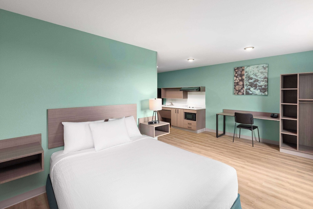 ECHO Suites Extended Stay by Wyndham Nashville/ Gallatin 40/69