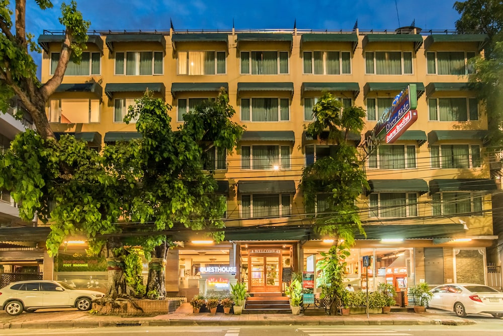 New Siam Riverside in BANGKOK