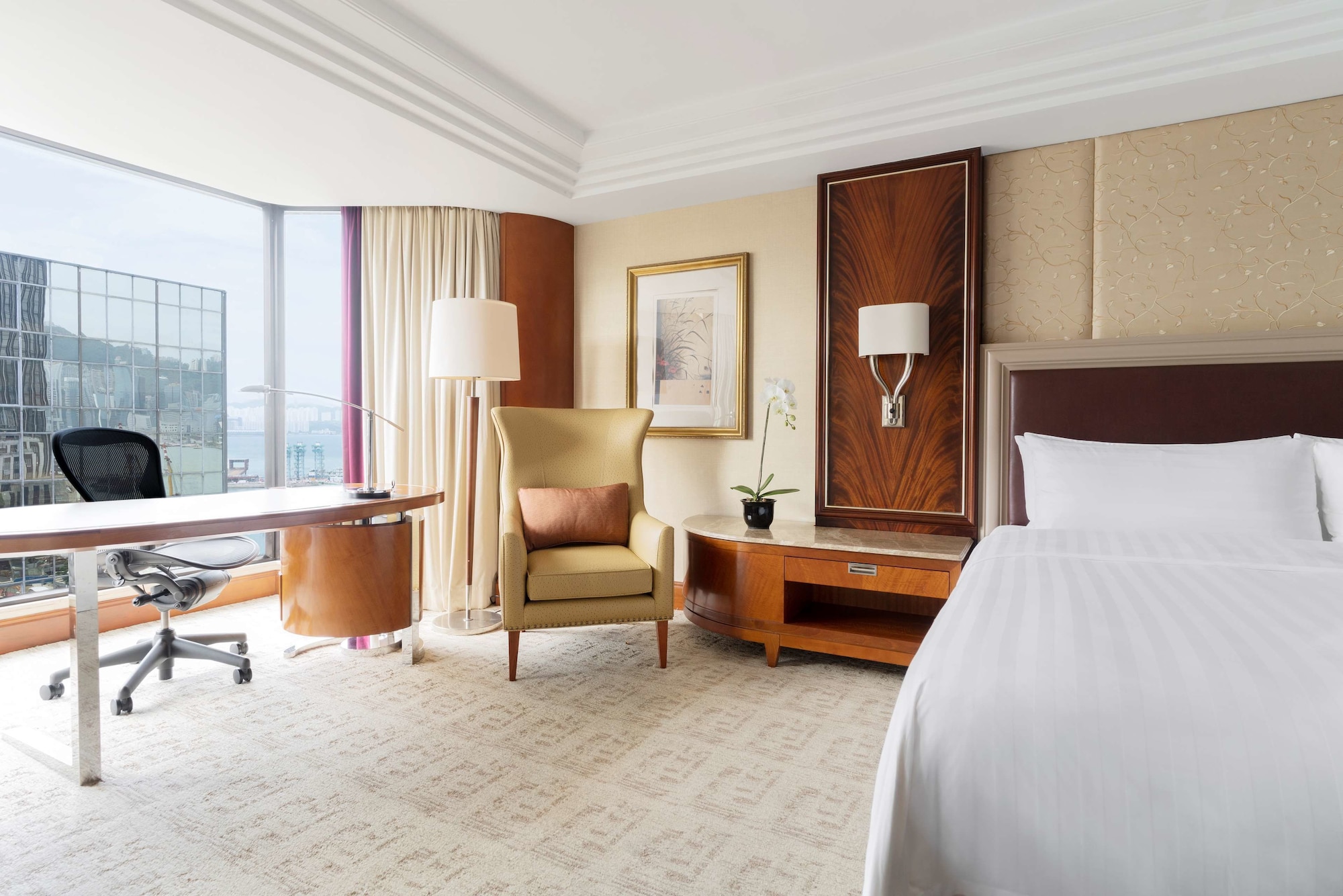 HORIZON, KING BED, HARBOUR SIDE