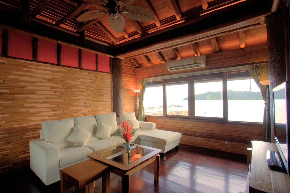 PARAMA KOH CHANG 57/77