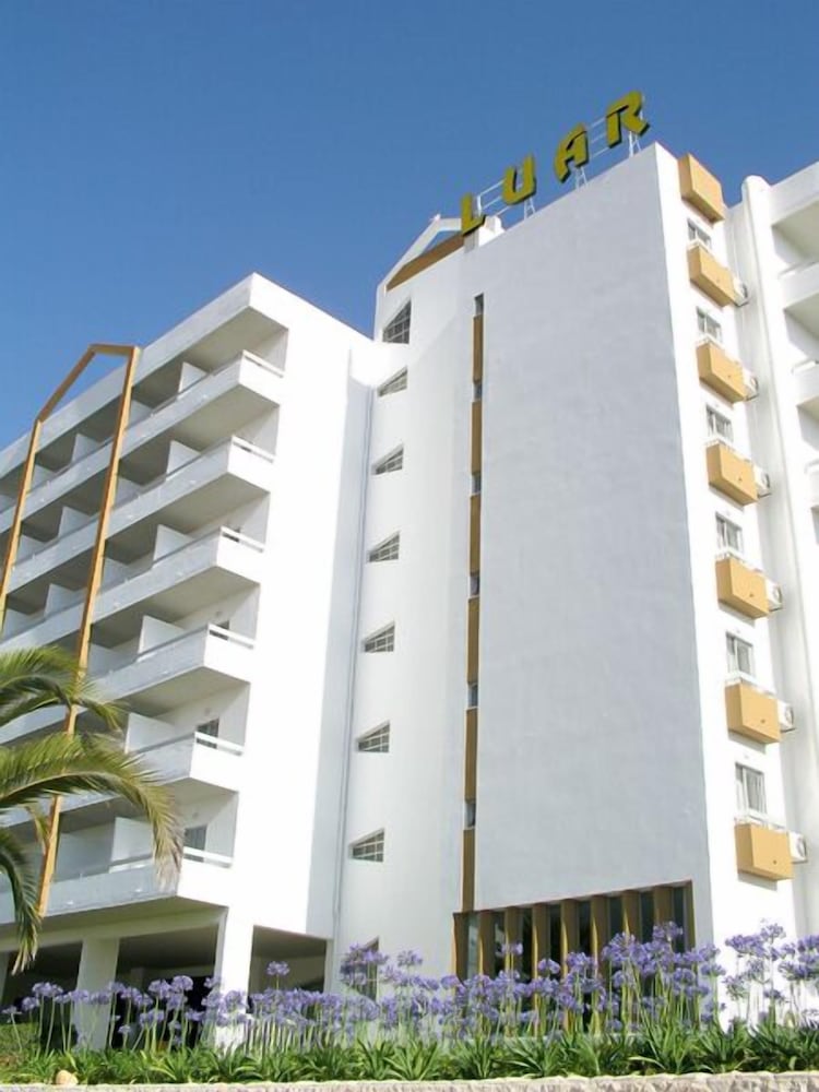 Luar Hotel 1/47