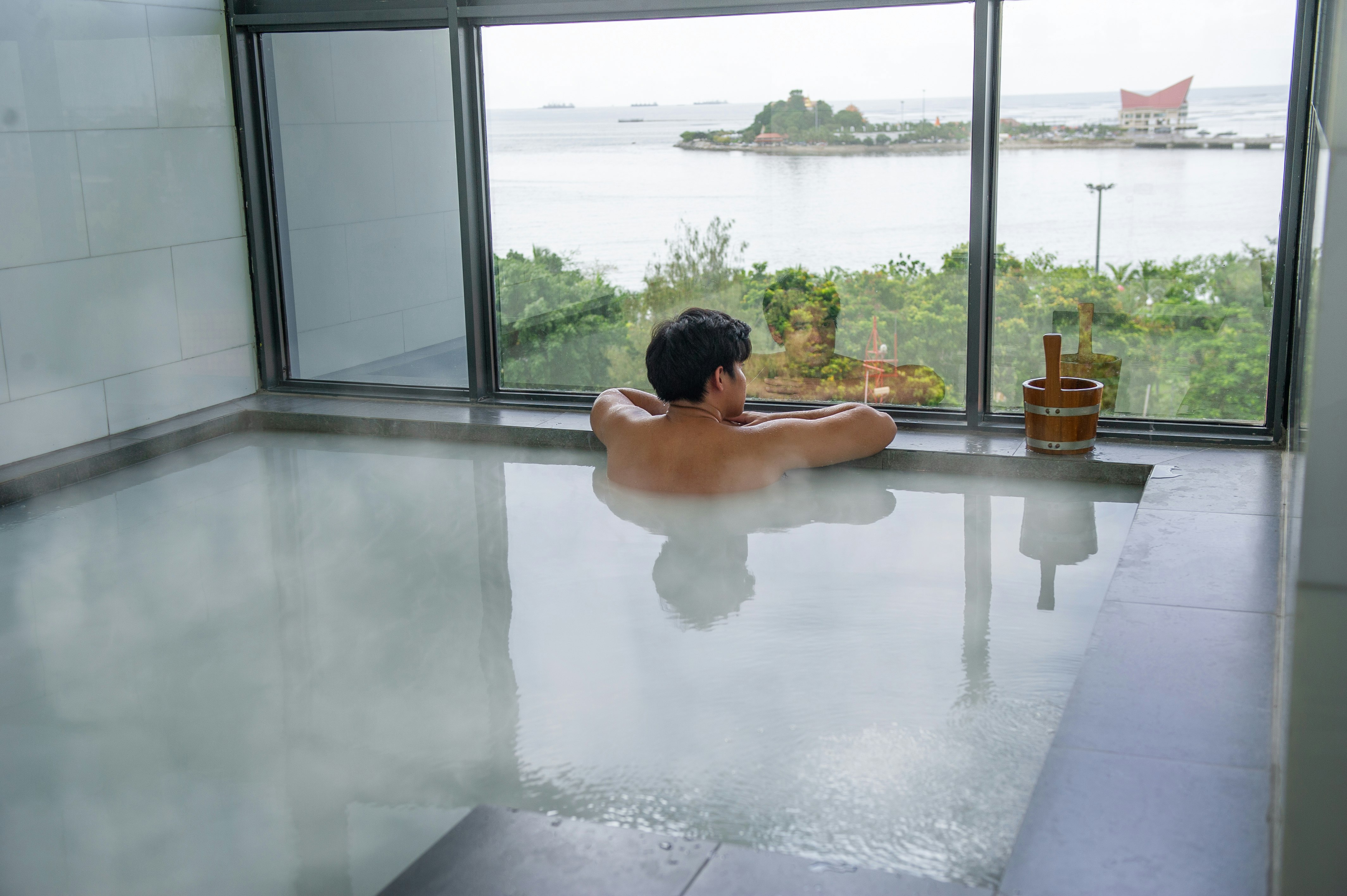 Oakwood Hotel Residence Sri Racha 24/83