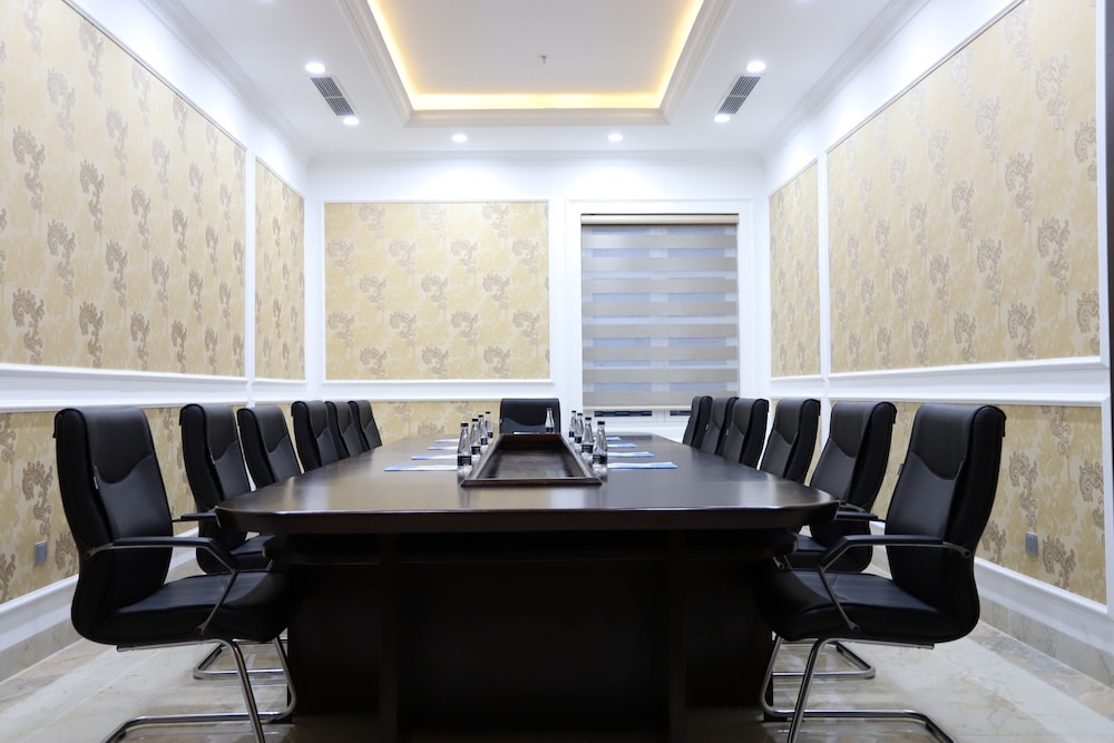 Eden Ocean View Hotel Da Nang 59/64
