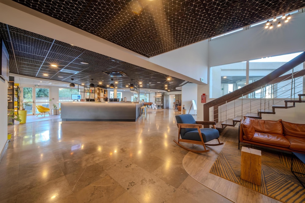 lobby