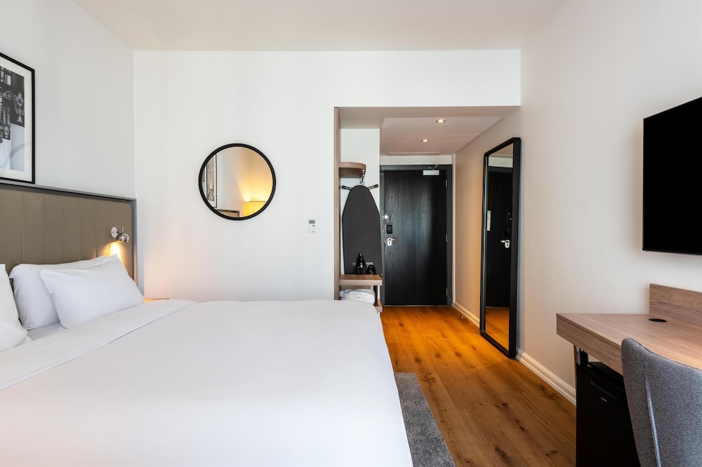 Radisson Hotel Manchester City Centre, A Verified Net Zero Hotel 30/91