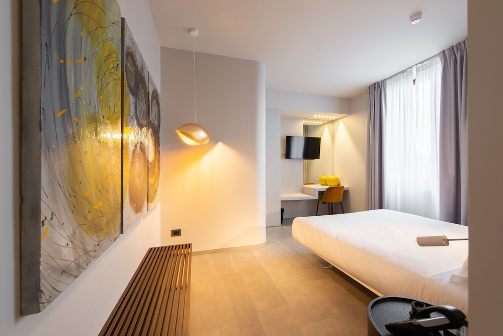 Le Funi Hotel 35/73