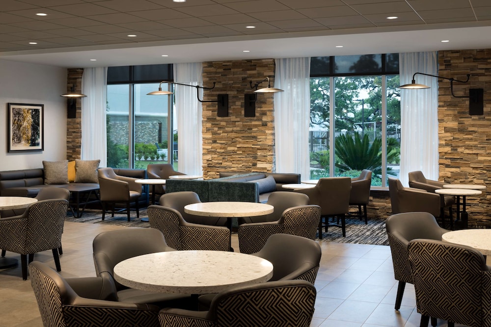 HYATT PLACE BILOXI 56/68
