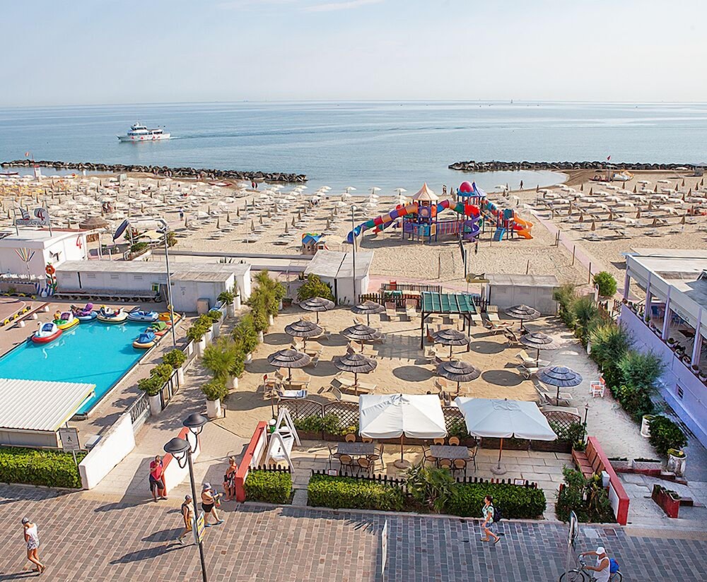 Hotel Sara 40/46