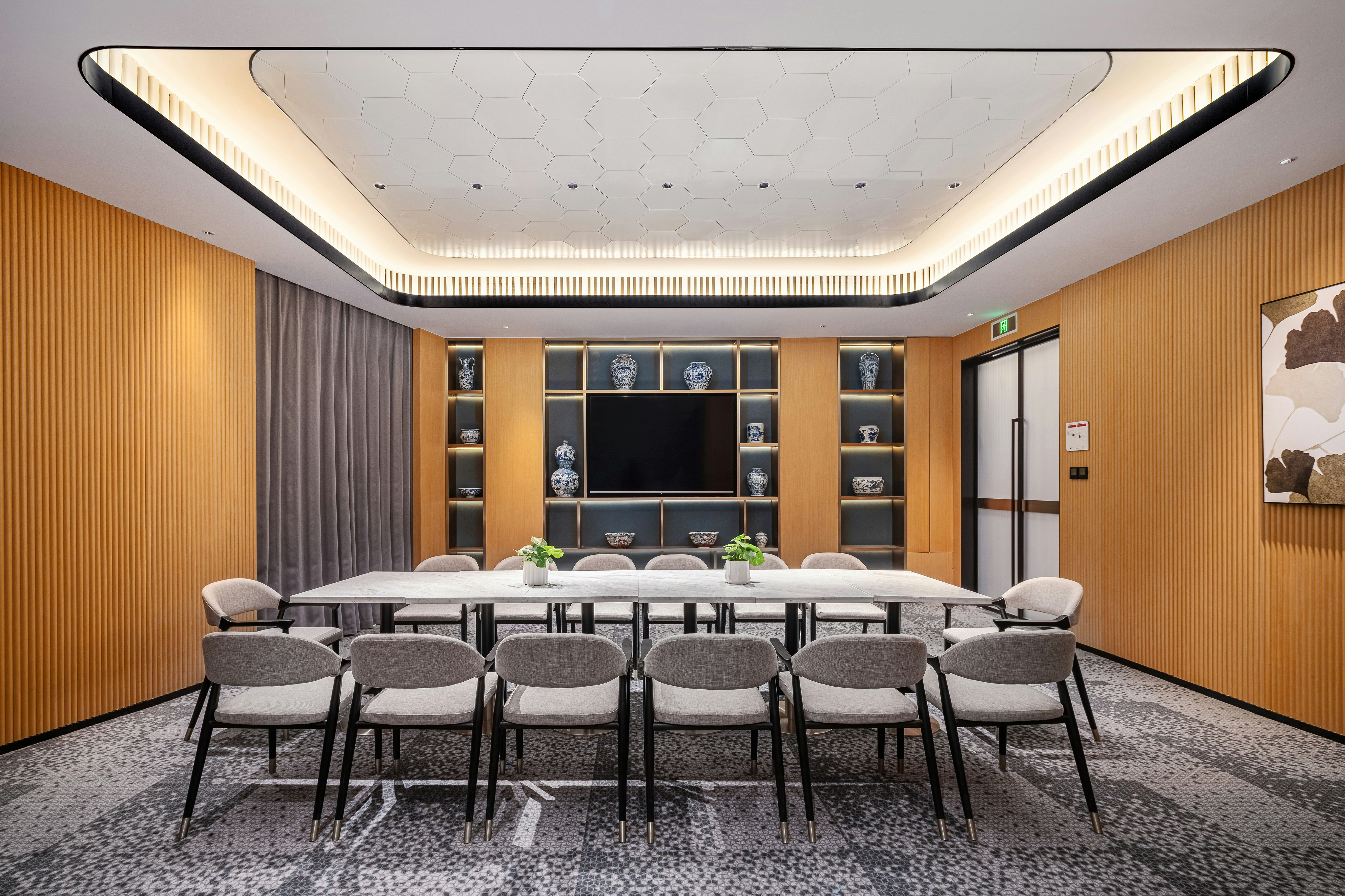 Hilton Garden Inn Beijing Temple of Heaven East Gate Station 14/19