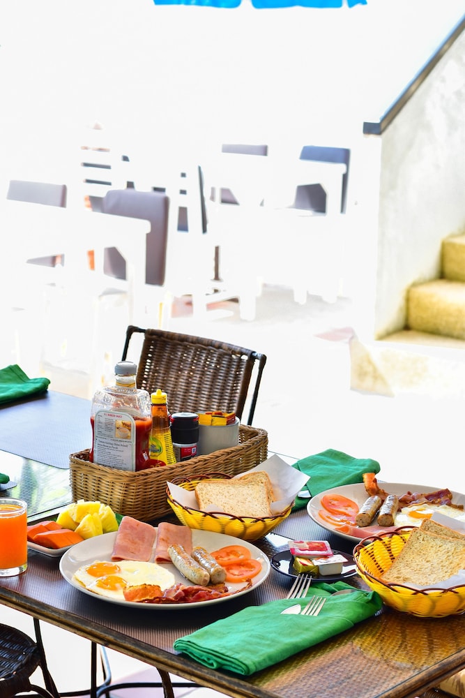 White Sand Beach Hotel Hua Hin 60/70