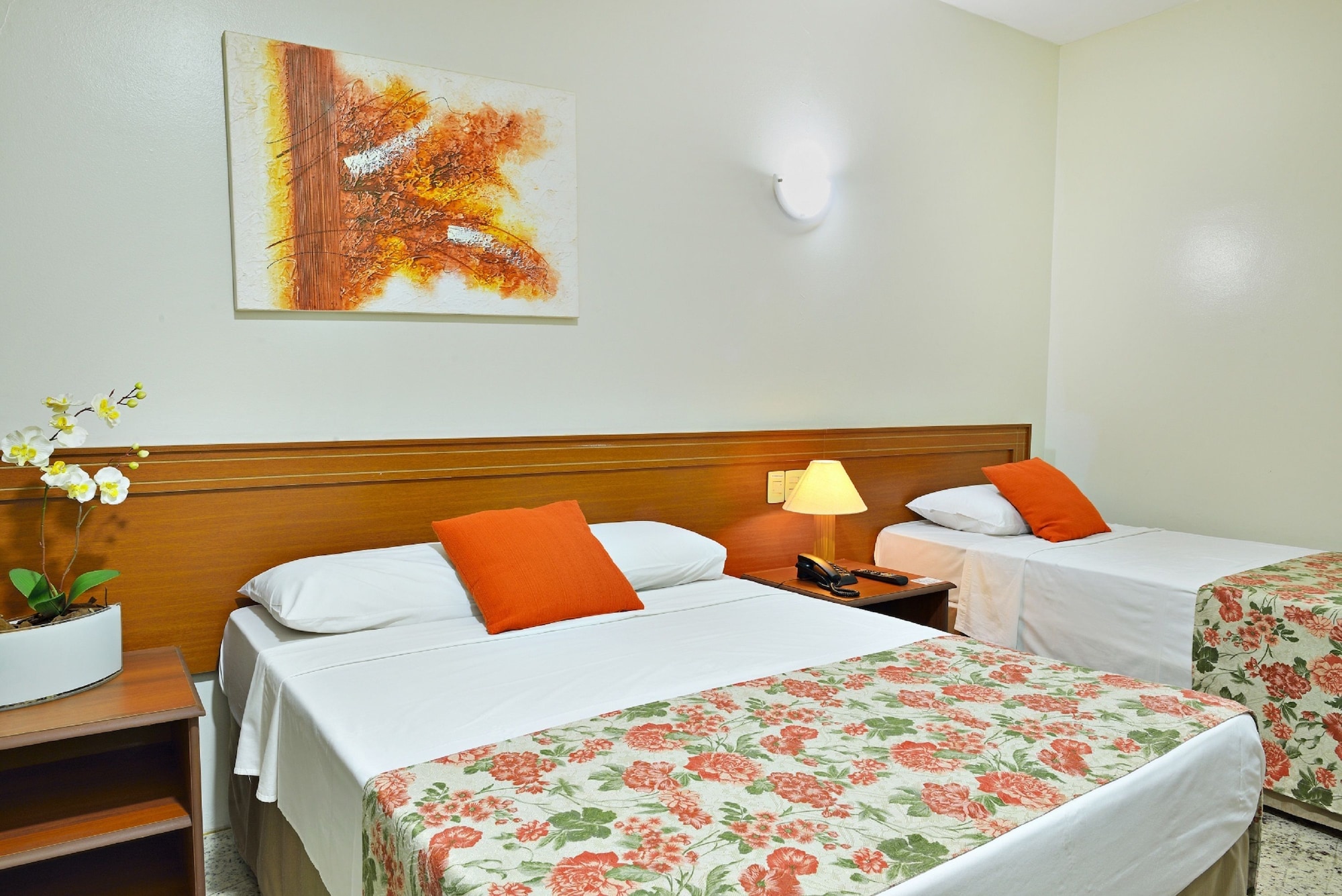 EXECUTIVE, DOUBLE BED