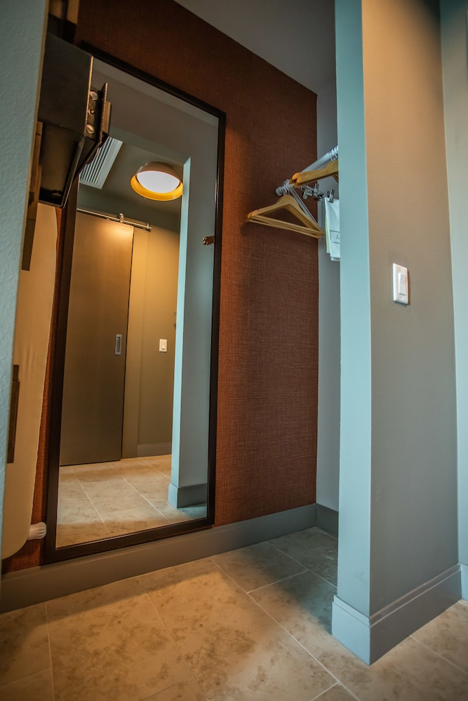 Hilton Garden Inn West Palm Beach I95 Outlets 11/48