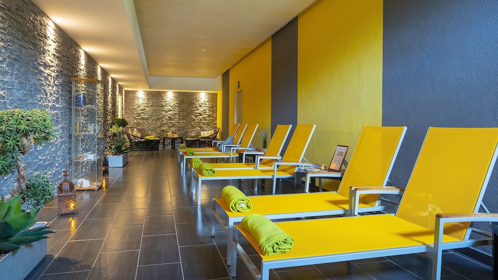 Aqualux Wellness And Tagungshotel 53/63