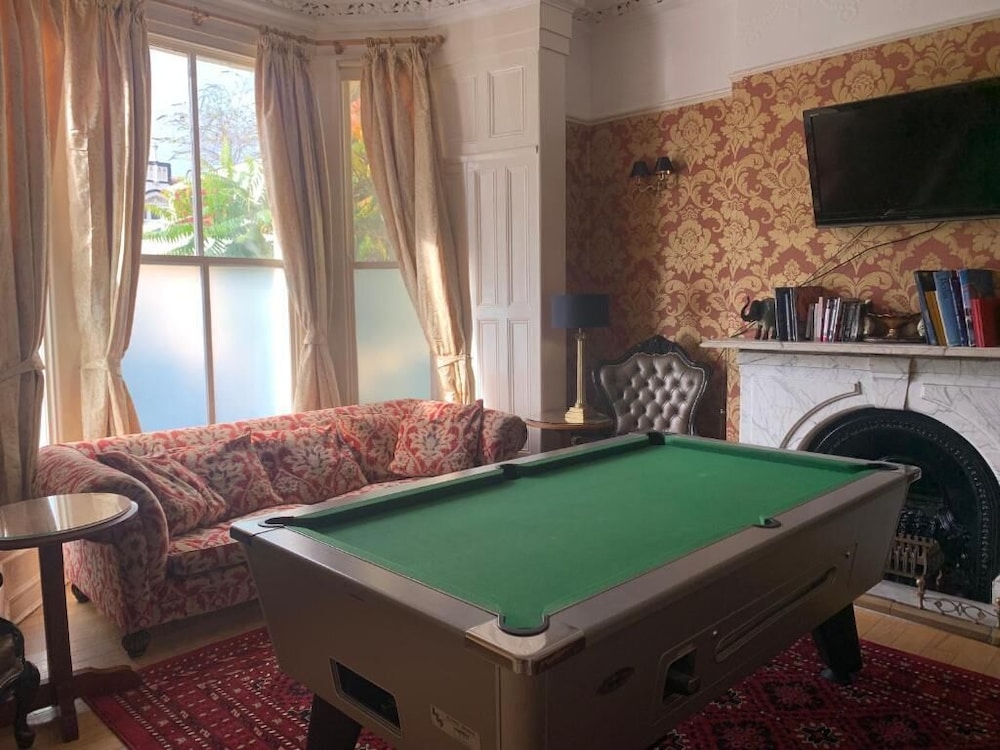 Beech Mount Hotel 27/44