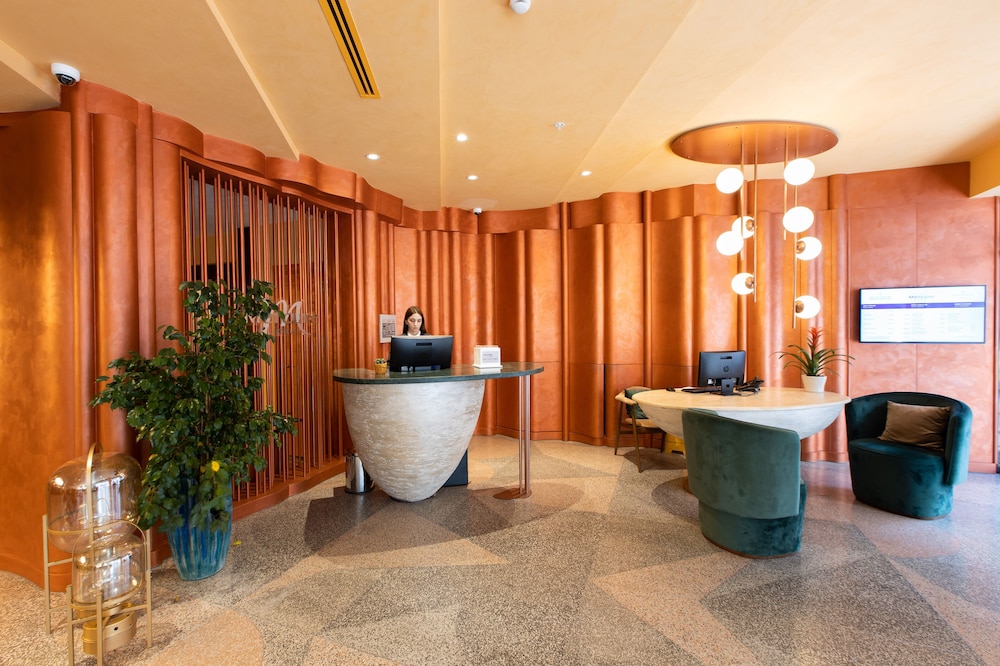Mercure Istanbul Bakirkoy Hotel 4/73