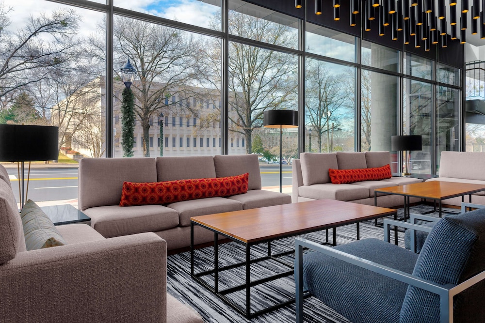 Hyatt Place Athens Downtown 24/62