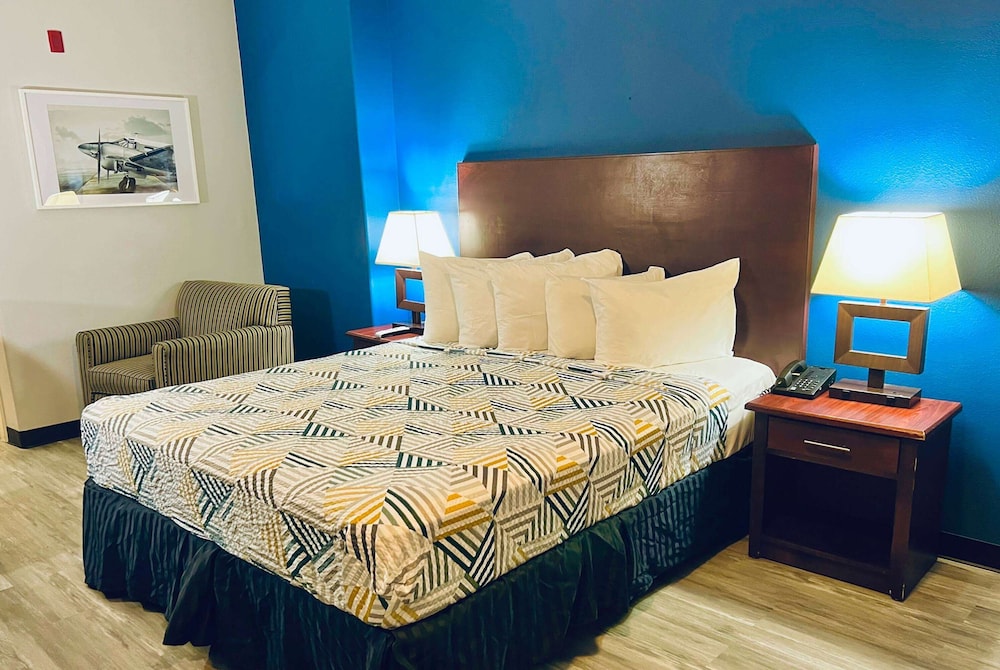 Baymont by Wyndham Ridgecrest 31/49