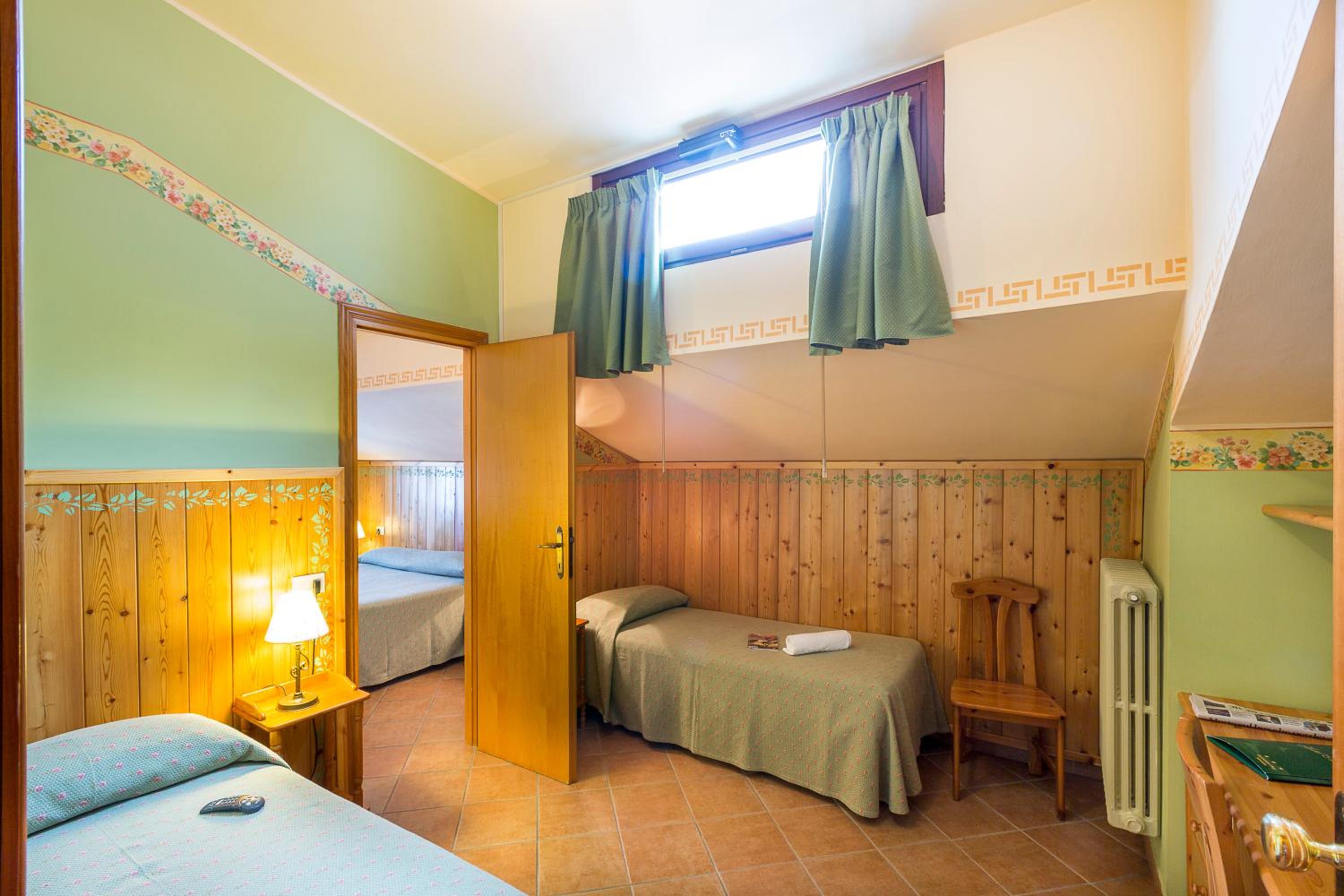 Hotel Trieste 11/50