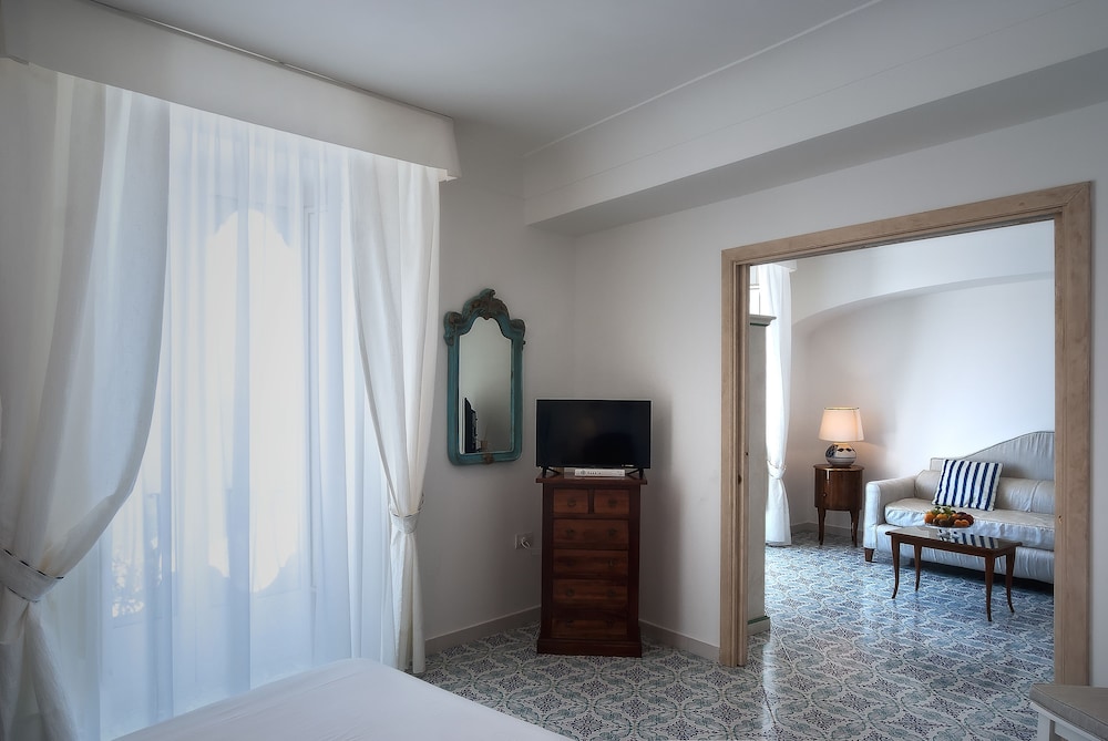 Montemare Hotel 30/66