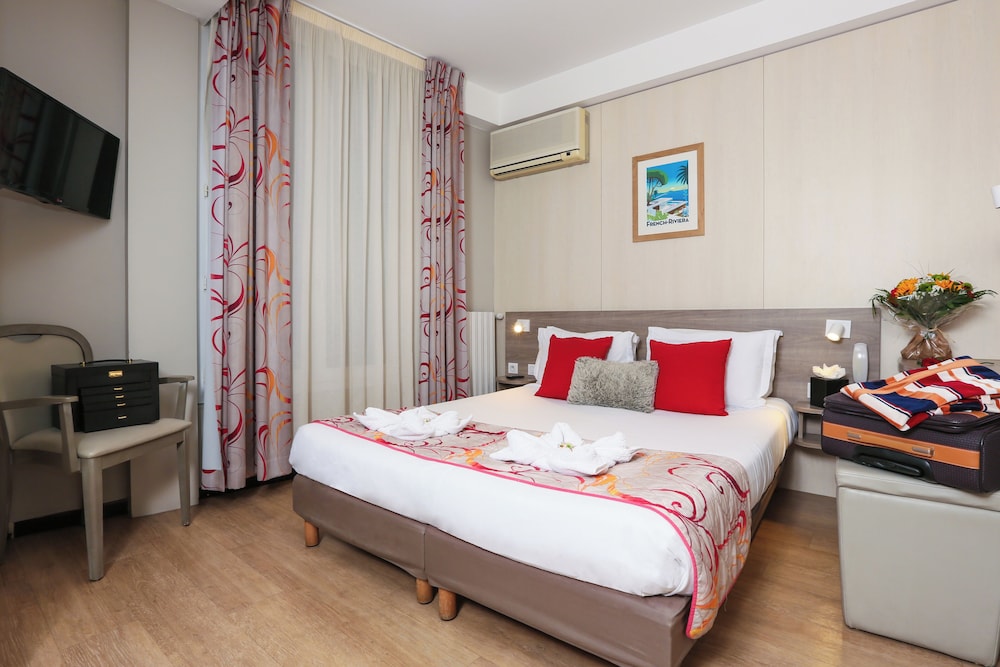 SUPERIOR, DOUBLE BED