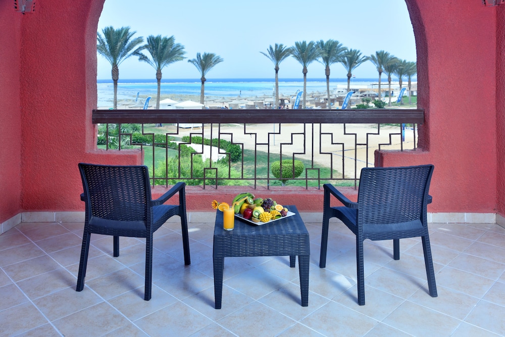 Swisstouch Oriental Resort Marsa Alam 35/50