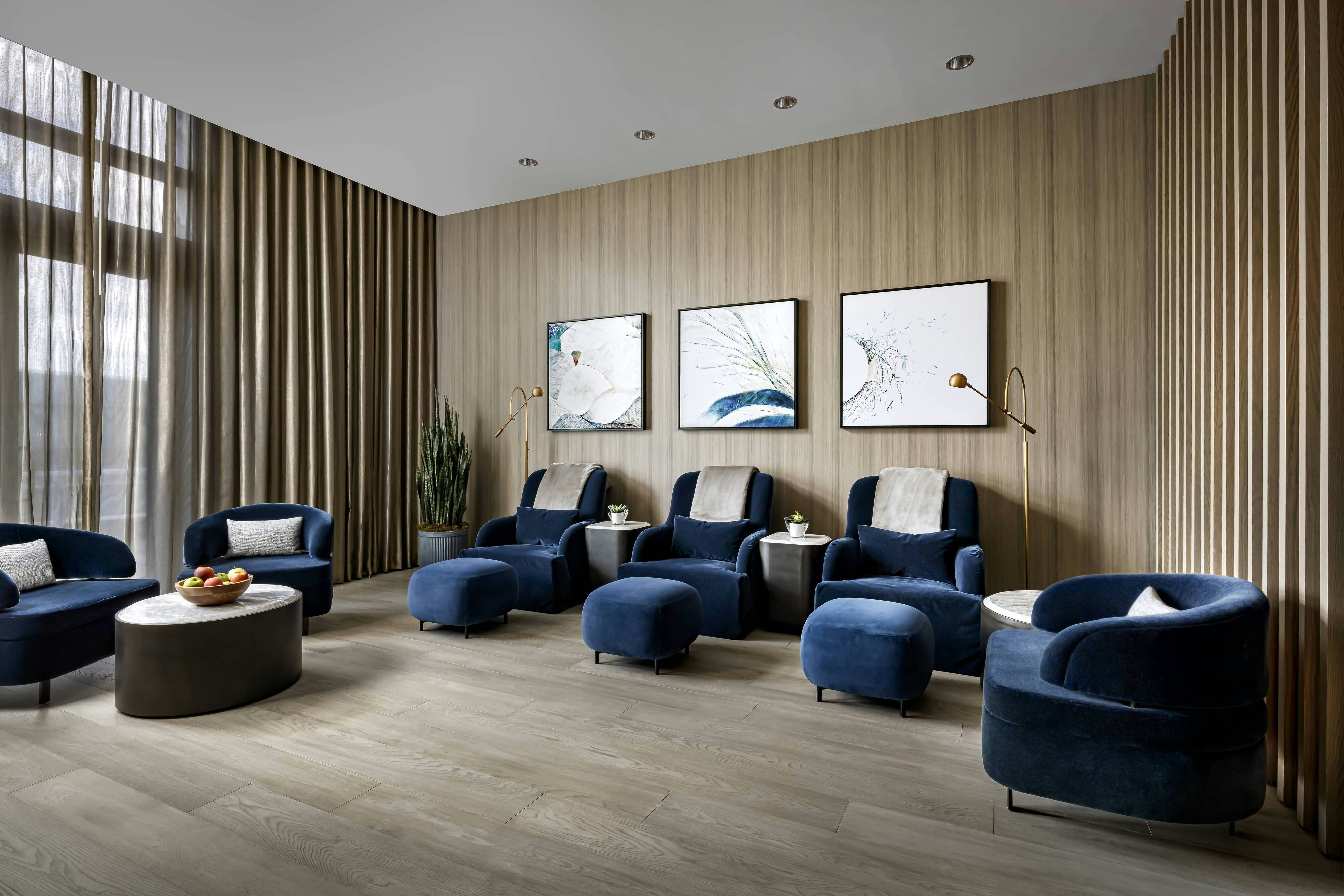 Jw Marriott Edmonton Ice District 27/29