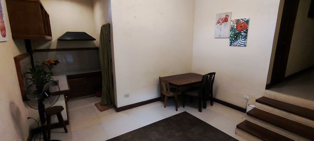 Novie Apos S Tourist Inn 42/50