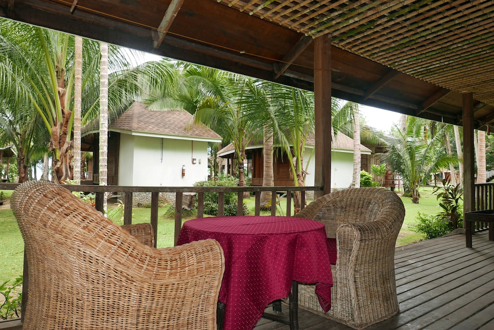 Dolarog Beach Resort 32/50