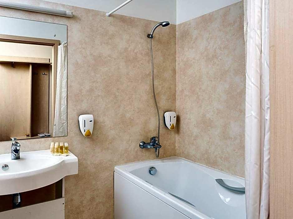 Rija Bauska Hotel 30/31
