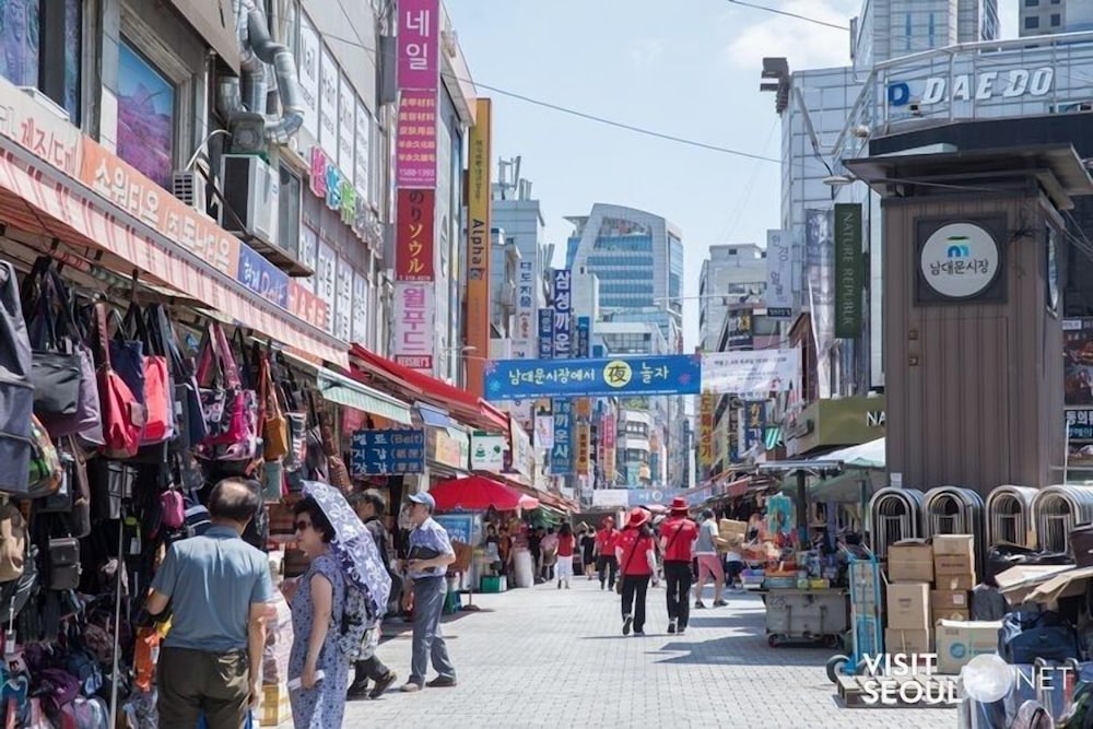 Myeongdong Merlin Hotel 48/65