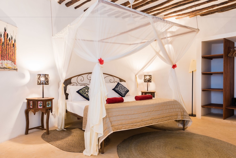 Villa Kiva 3/81