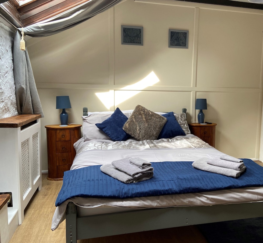 Woodleigh Coach House - Guest house 4/16