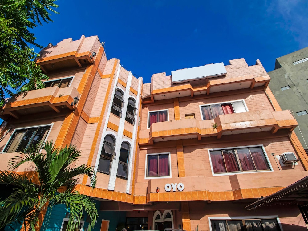 La Maria Pension & Tourist Inn Hotel 2/51