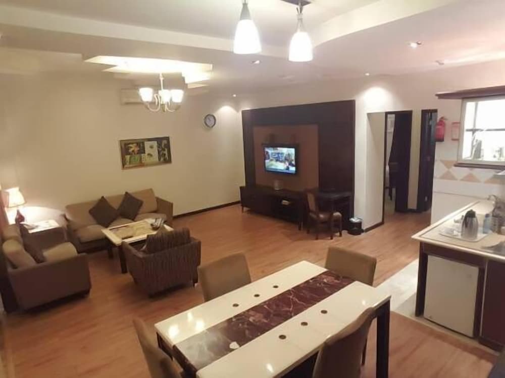 فندق بودل المصيف(Boudl Al-Masif) 28/41