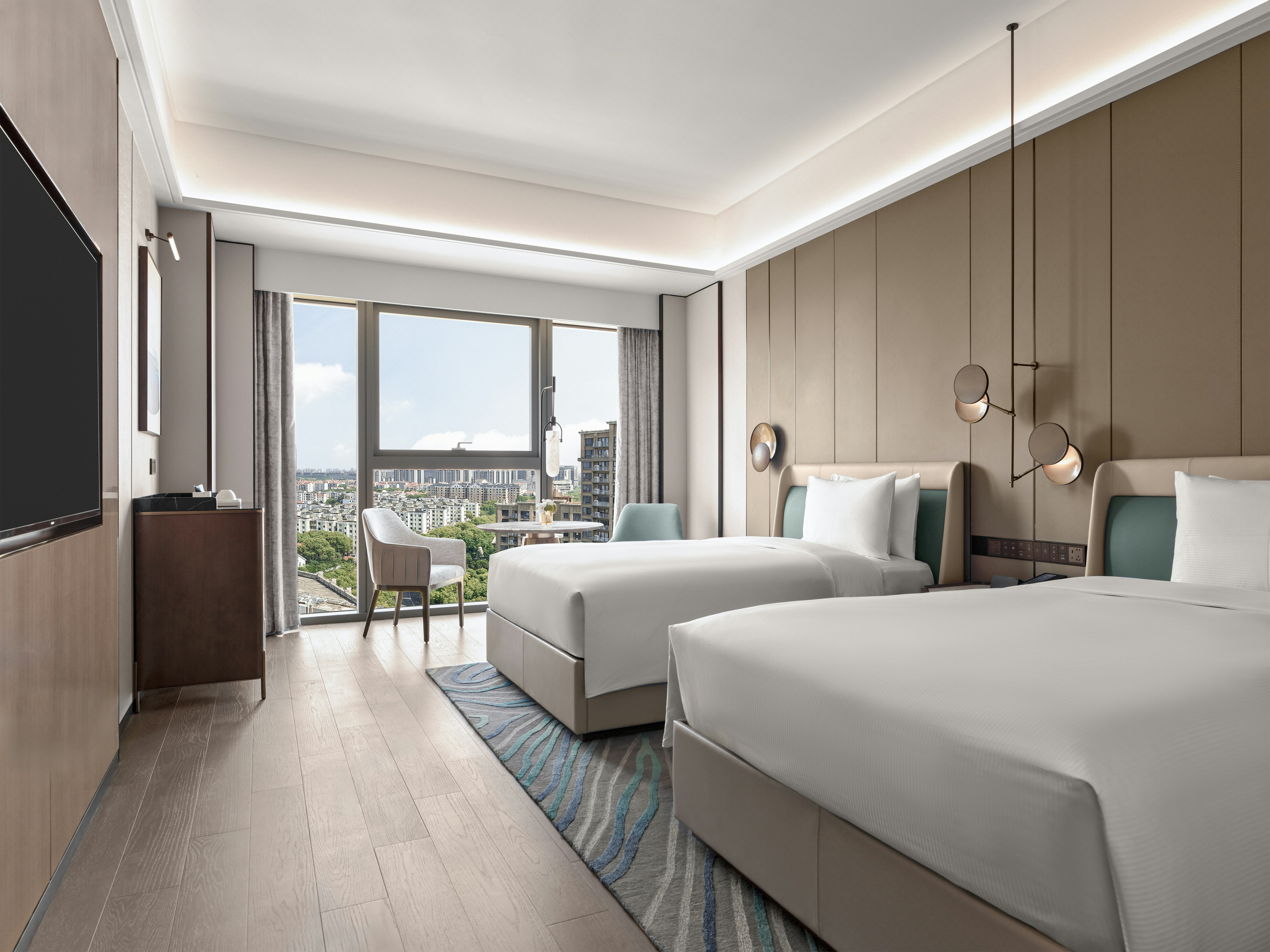 EXECUTIVE, TWIN BEDS
